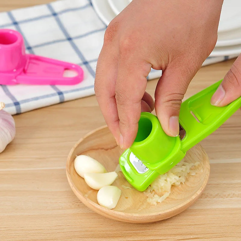 Multifunctional Mini Creative Garlic Paste Grinder Manual Garlic Press Grater Cutter Chopping Peeler Kitchen Accessories Tool